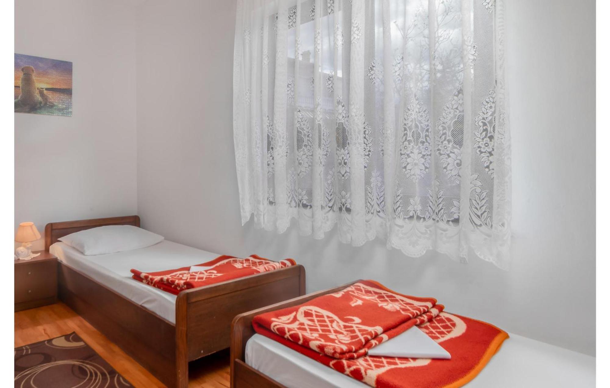 3 Bedroom Awesome Apartment In نوفي فينودولسكي المظهر الخارجي الصورة