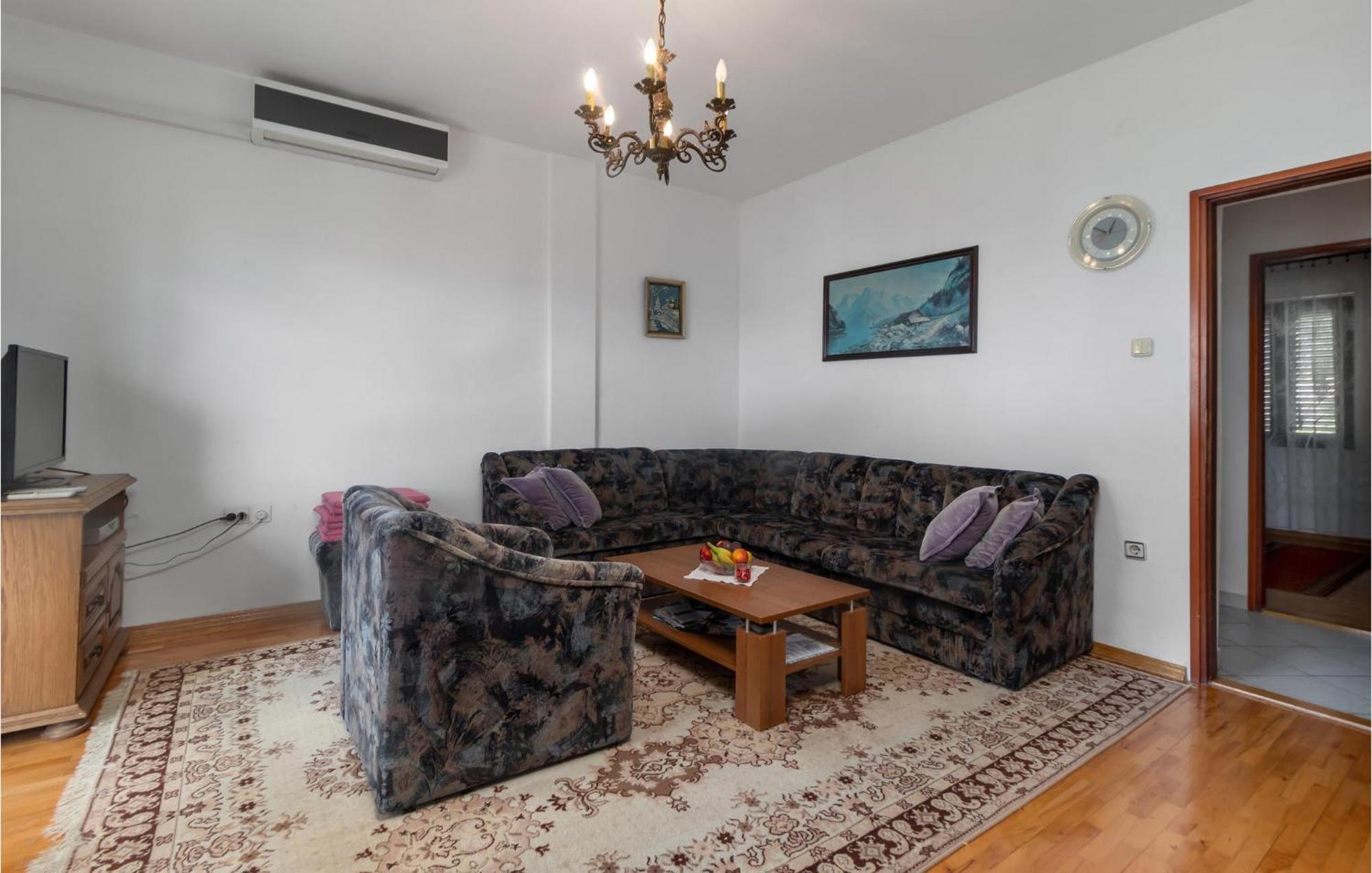 3 Bedroom Awesome Apartment In نوفي فينودولسكي المظهر الخارجي الصورة